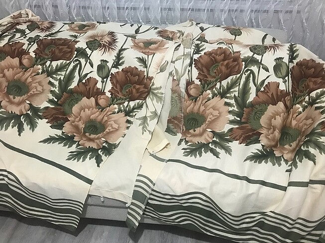Antika çiçekli perde 50 - 60 yıllık