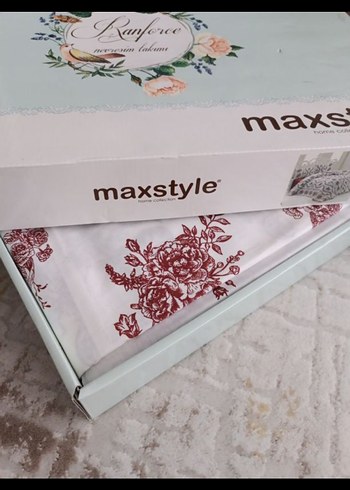 Diğer Bordo Nakışlı Nevresim ve Çarşaf Seti
