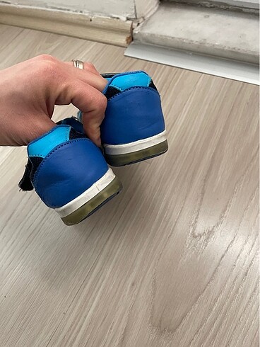 24 Beden Çocuk spor ayakkabı