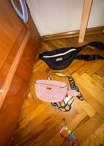 Calvin Klein Buckle Detaylı Pembe Kadın Çapraz Çanta