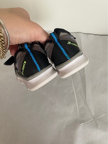 22 Beden Skechers ayakkabı