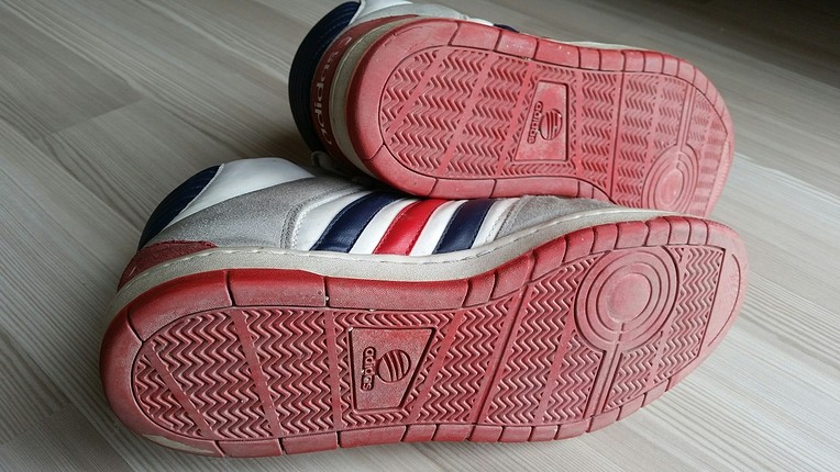 44 Beden beyaz Renk Adidas Orjinal Ayakkabı