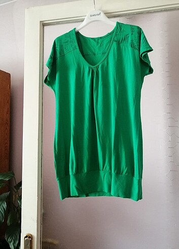 Yeşil Tişört 