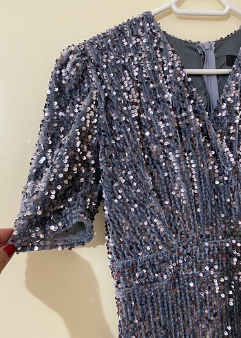 Gri Payetli V Yaka Kısa Kollu Abiye Elbise - Görsel 6