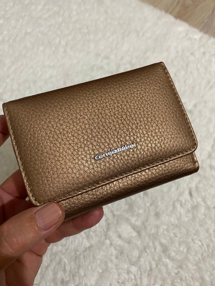 Parlak Deri Kadın Cüzdanı - Görsel 2