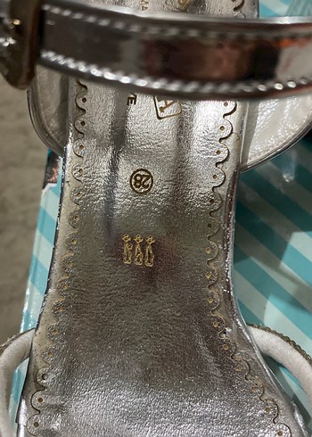 Topuklu Kız çocuk - Görsel 3