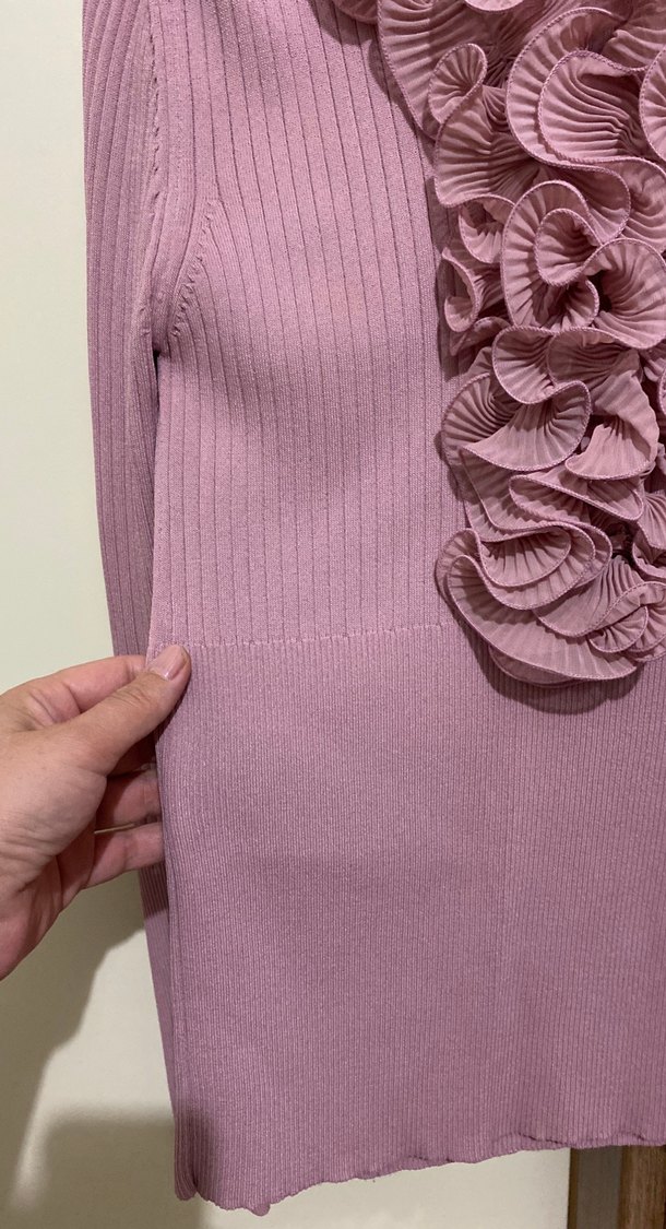 Pembe Fırfırlı V Yaka Kadın Triko - Görsel 3