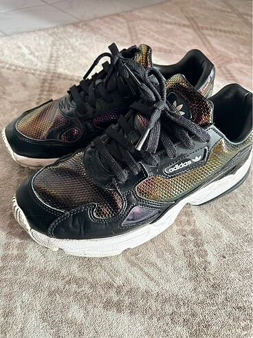 Adidas falcon spor ayakkabı