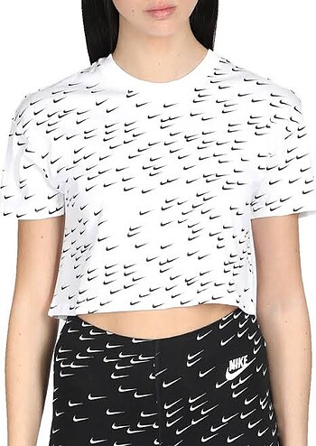 nike crop top