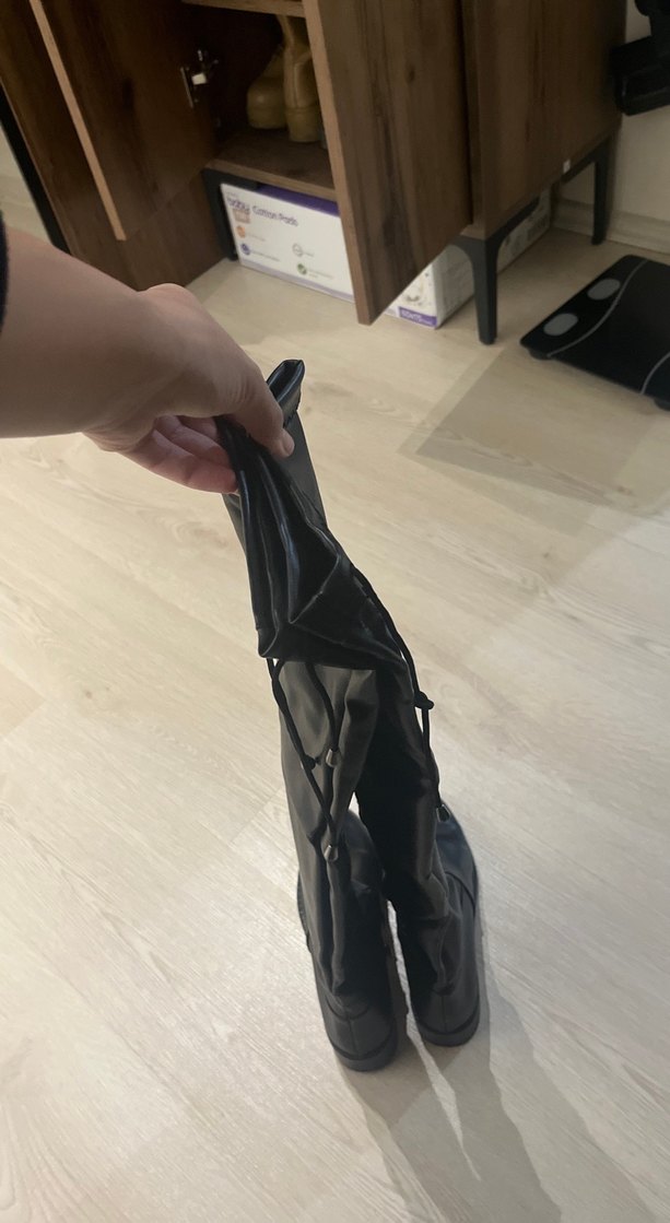 Siyah Deri Dizüstü Stiletto Topuklu Çizme - Görsel 2