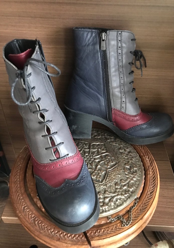 Gri hakiki Deri Vintage Kadın Botları - Görsel 2