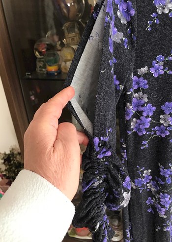 Uzun Kollu Mor Çiçekli Midi Elbise - Görsel 2