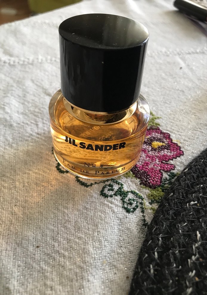 Jil Sander No 4 Kadın Parfümü 30 ml - Görsel 3