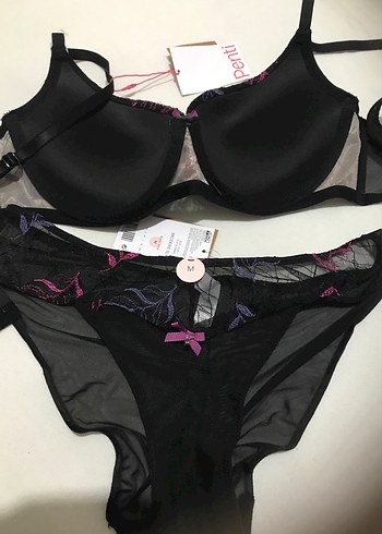 Nakışlı Siyah Gotik Sütyen ve Külot Takımı - Görsel 2