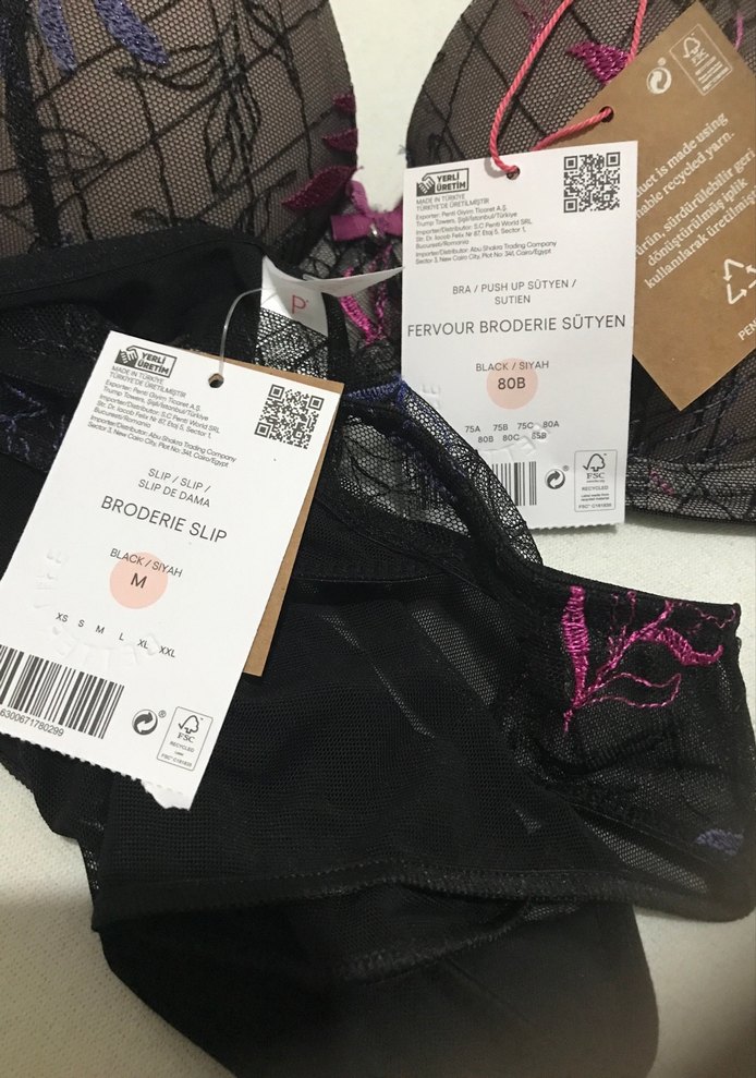 Nakışlı Siyah Gotik Sütyen ve Külot Takımı - Görsel 5