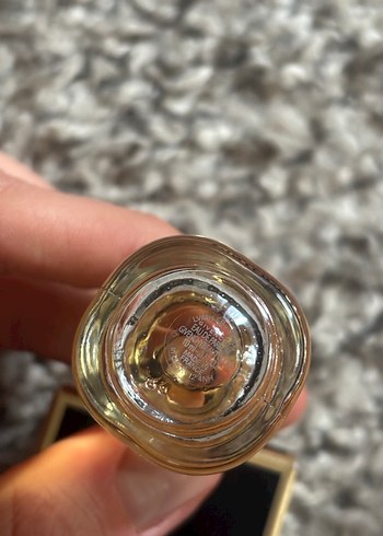 Givenchy L'Interdit Kadın Parfümü 10 ml - Görsel 5