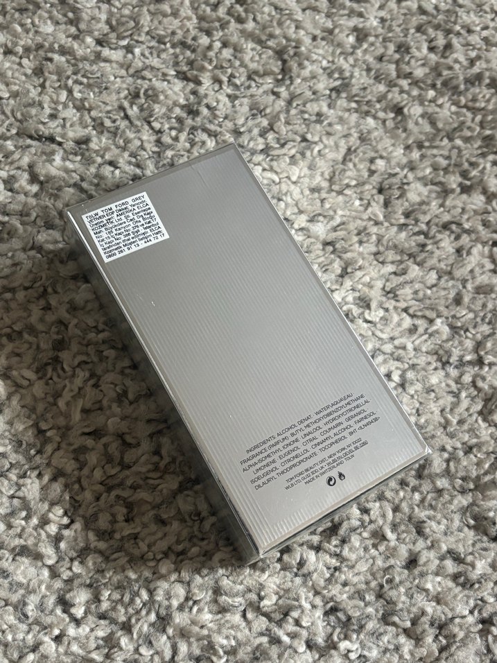 Yepyeni Orijinal / Tom Ford Grey Vetiver Erkek Parfümü 100 ml - Görsel 2