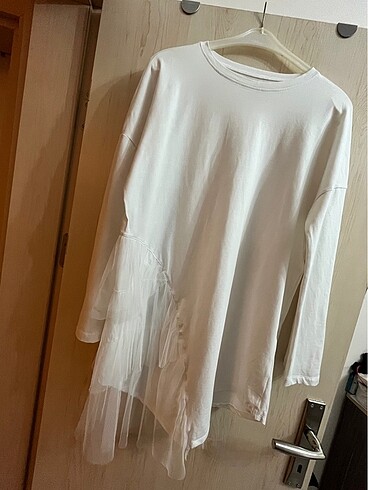 Tül detaylı tunik bluz