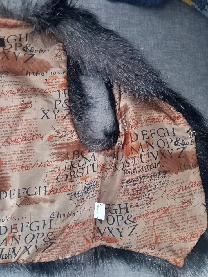 Gri Kürklü Kadın Yelek - Görsel 3