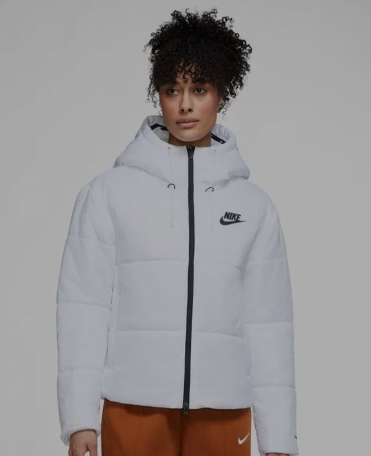 Nike Beyaz Kapüşonlu Kadın Kışlık Mont - Görsel 5