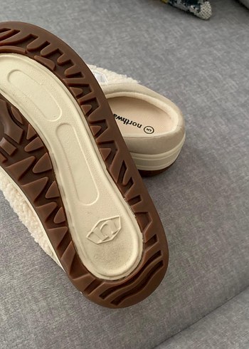 Bej Dolgu Topuk Rahat Kadın Ev Terliği - Görsel 3