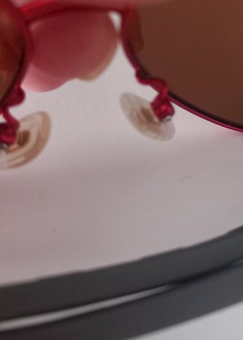 Klasik Zarif Kırmızı Parlak Güneş Gözlüğü - Görsel 7