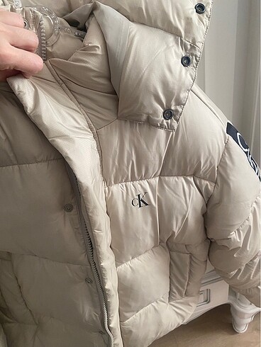 m Beden Calvin Klein Bej Rengi Erkek Mont