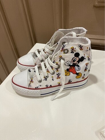 Convers
