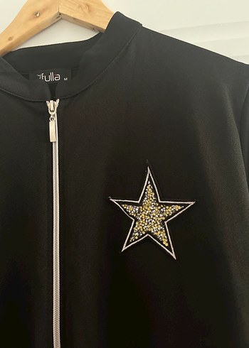 universal Beden Siyah Nakışlı Uzun Kollu Fermuarlı Ceket