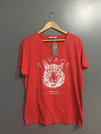 Collezione Kırmızı baskılı tshirt