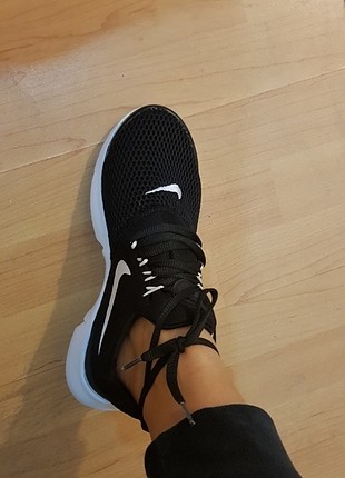 Nike spor ayakkabı 