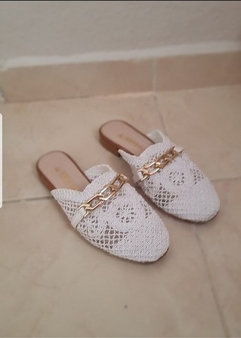Zara beyaz terlik