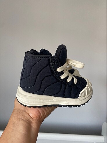 zara spor ayakkabı ,kılıfıyla - Görsel 2