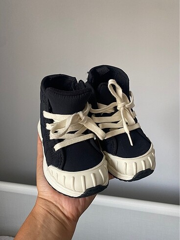 zara spor ayakkabı ,kılıfıyla - Görsel 3