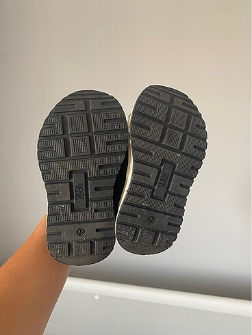 zara spor ayakkabı ,kılıfıyla - Görsel 4