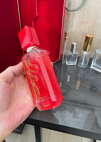 French Avenue VENENO Scarlet Unısex Parfüm - Görsel 4
