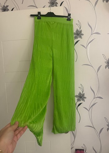 Kadın Yeşil Piliseli Midi Kumaş Pantolon - Görsel 5