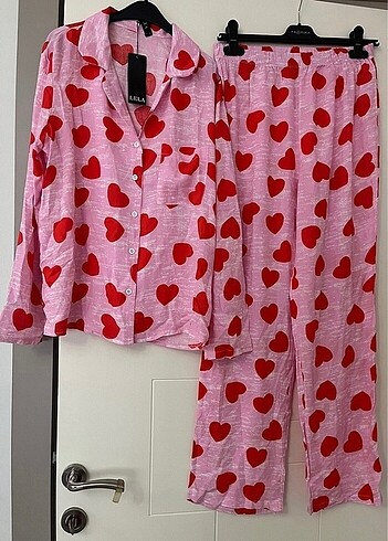 Trendyol & Milla Pijama takımı