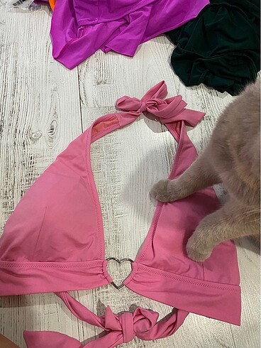bikini üstü