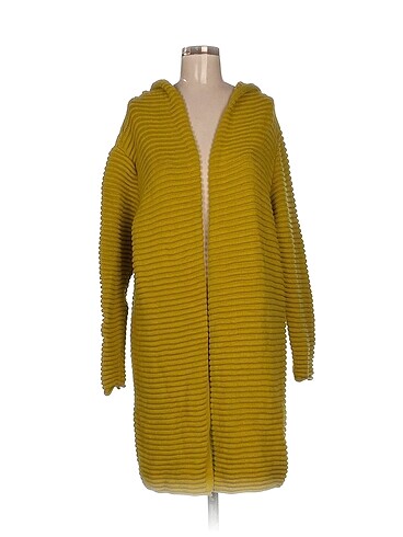 Zara Hırka %70 İndirimli.