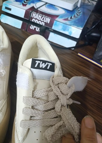 TW Steel 34 numara uyumlu kız çocuk ayakkabı