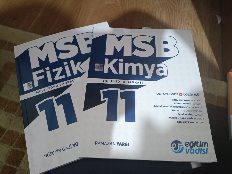 11. Sınıf Fizik ve Kimya Soru Bankası Seti - Görsel 2