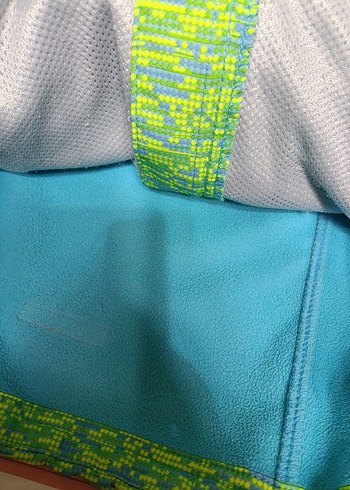 Renkli Baskılı Yeşil Kapüşonlu erkek çocuk mont - Görsel 3