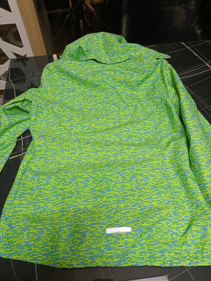 Renkli Baskılı Yeşil Kapüşonlu erkek çocuk mont - Görsel 5