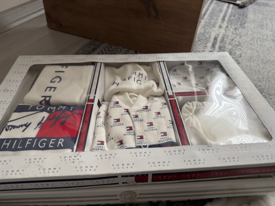 Tommy Hilfiger Bebek Giyim Seti Pamuklu hastane çıkışı - Görsel 3