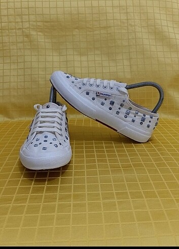 Orjinal superga