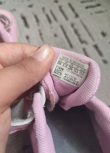 26 Beden Adidas spor ayakkabi