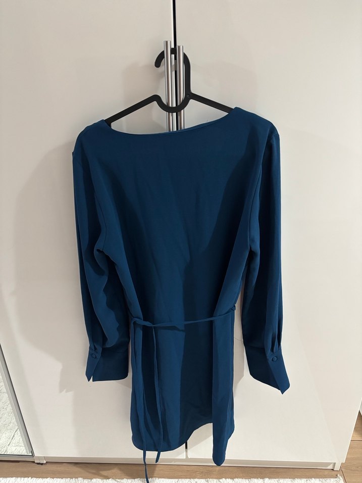 Kuşaklı V Yakalı Elbise - Görsel 4