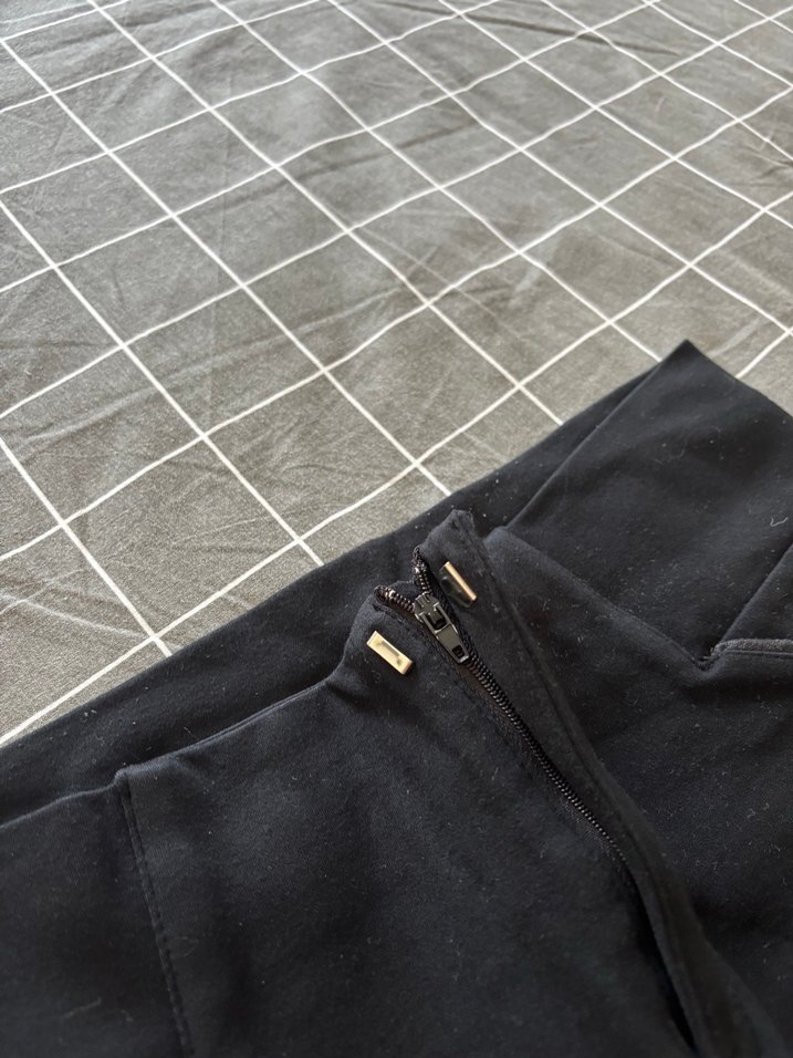 Fermuarlı Siyah Tayt - Görsel 3