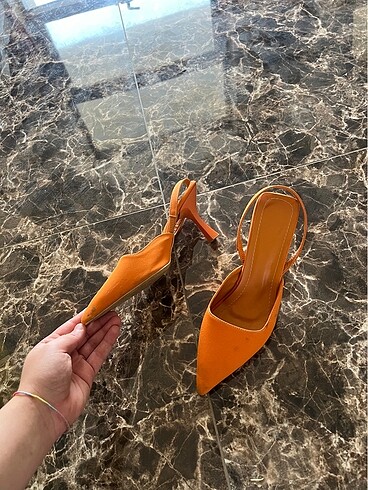 39 Beden Turuncu stiletto